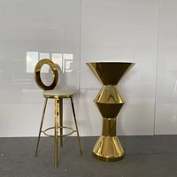 Table de bar et tabouret de mariage au design moderne et luxueux Chaises de fête et d'événement