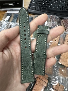 Dây đồng hồ thời trang làm bằng da thuộc thủ công kiểu Ý, thuộc da thực vật, có bề mặt xước, tùy chỉnh logo sang trọng - Product Image 3