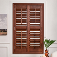 Panneau de porte à persiennes noir moderne pour la ventilation intérieure, la séparation d'espaces, les applications résidentielles, commerciales et architecturales