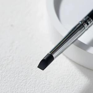 COLORMARK – Lot de 5 pinceaux à ongles en silicone pour nail art, forme plate, durables, personnalisables avec logo, pour liner gel - Product Image 6