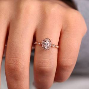 Anillo de Compromiso de Oro Puro de 18 Quilates con Corte Marquesa y Halo, con 34 Diamantes Engastados, Certificado, Anillo Elegante para Boda y Fiesta - Product Image 3