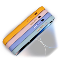Vente en gros en stock Doudoune étui de téléphone pour iPhone 13 14 15 pro max Mignon couleur bonbon en cuir Puffer housse de téléphone