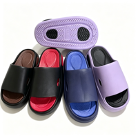 Sandales à plateforme épaisse en EVA pour enfants, pantoufles nuages antidérapantes à bout ouvert, claquettes personnalisables pour intérieur et extérieur