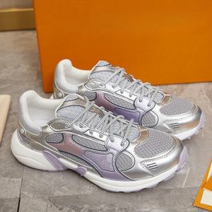 รองเท้าวิ่งกีฬาผู้ชายแบบมีเบาะรองรับจากนักออกแบบชั้นนำและแบรนด์ดัง วัสดุตาข่ายระบายอากาศสำหรับผู้ชายและผู้หญิง - Product Image 1