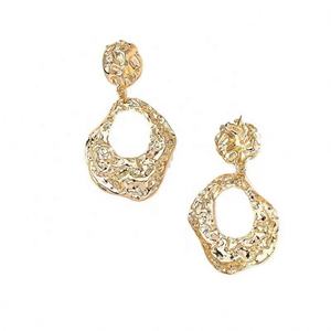Pendientes Colgantes de Metal Plisado Evergreat EH12267, Populares en el Extranjero, Diseño Simple Irregular Grande, Textura Exagerada, a la Moda - Product Image 4