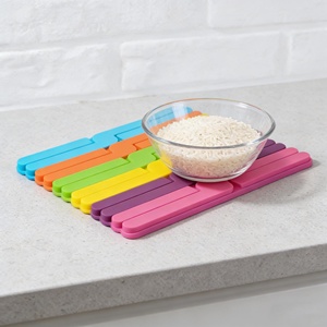 แผ่นรองกันความร้อนแบบพับได้ ซิลิโคนรูปตัว X สำหรับหม้อร้อน แผ่นรองกันความร้อน แผ่นรองซับน้ำ ทนความร้อน สำหรับโต๊ะครัว - Product Image 2