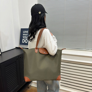 Maleta de Lona Multifuncional Impermeable y Ligera para Viaje, Gimnasio y Deporte - Product Image 5