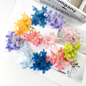 Fleurs artificielles de cerisier de 5 cm de hauteur pour accessoires de photographie de mariage et décorations d'intérieur - Product Image 2