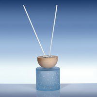 Bouteilles diffuseurs d'aromathérapie en verre givré bleu clair moucheté, personnalisables en usine, de 50 ml à 300 ml, couleurs et logos personnalisés disponibles
