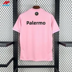 Maglia da <span class=keywords><strong>Calcio</strong></span> Uomo Milano 2026, Classica Combinazione Blu e Nera, Maglia da <span class=keywords><strong>Calcio</strong></span> di Alta Qualità 1.1 per Squadre Internazionali - Product Image 4