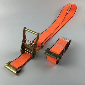 Sangles d'arrimage à cliquet rétractables jaunes en polyester durable de <span class=keywords><strong>2</strong></span> pouces (<span class=keywords><strong>2</strong></span>*12FT) pour camions et remorques, capacité 4400LBS, compatibles avec les rails E-Track - Nouveauté ! - Product Image 2