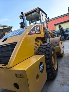 Caterpillar <b>Used</b> <b>Road</b> <b>Roller</b> Vibrator CS583 CS683 <b>Road</b> Compactor CS683e Apisotero Usado Price - Product Image 5
