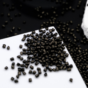 Masterbatch Noir Universel à Haute Concentration de Pigments, 50% de Noire de Carbone, pour l'Extrusion de Films et de Tuyaux en PE, PP, PET - Product Image 1