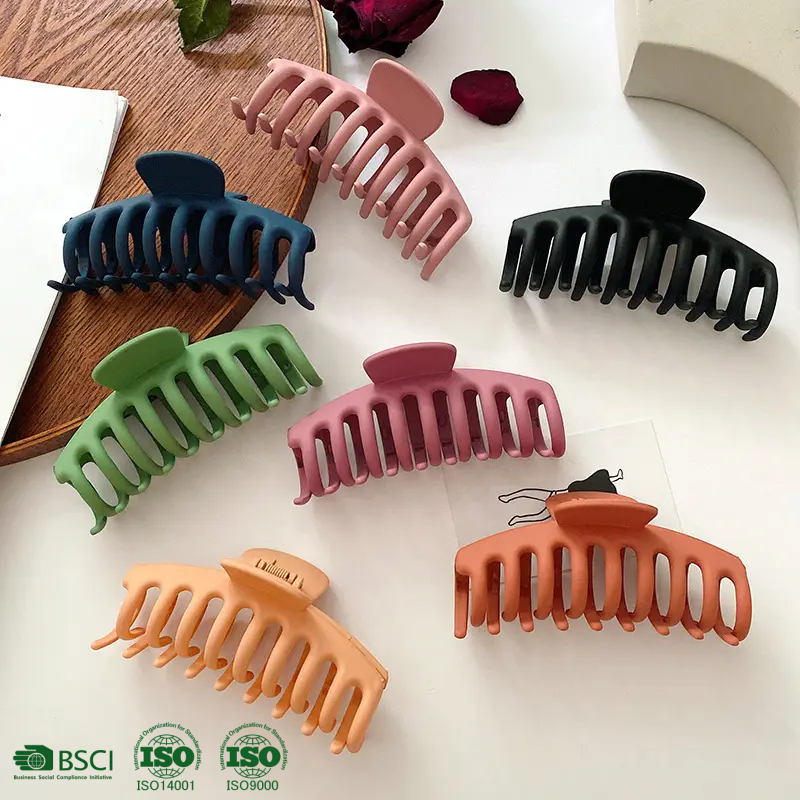 11cm Custom Wholesale Matte Women Plastic