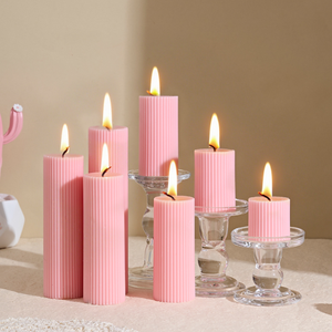 Velas <span class=keywords><strong>de</strong></span> pilar acanaladas <span class=keywords><strong>de</strong></span> diferentes alturas con aroma a fresia, <span class=keywords><strong>de</strong></span> cera <span class=keywords><strong>de</strong></span> soja, para bodas, dormitorios, cumpleaños y San Valentín - Product Image 3