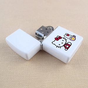 Encendedores de Queroseno Clásicos Blancos Lisos, 50 Unidades Mínimo, Logotipo Personalizado para Regalo, DIY en <span class=keywords><strong>el</strong></span> Encendedor - Product Image 3