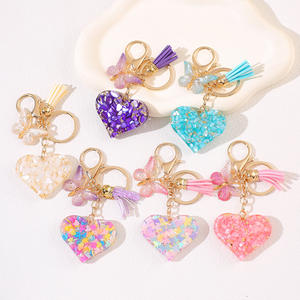 Porte-clés en résine fait main avec cœur, feuille d'or, pierre, papillon, breloque, pendentif pour sac, cadeau d'anniversaire personnalisé pour elle - Product Image 1