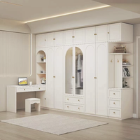Ensemble armoire et bureau intégrés pour chambre secondaire, style crème luxe léger français, finition blanche avec coiffeuse d'angle
