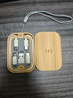 Logo personnalisé 6-en-1 multifonctionnel bambou type-c câble de données de charge 60W boîte de rangement chargeur de téléphone écouteur caméra unique 6 fils