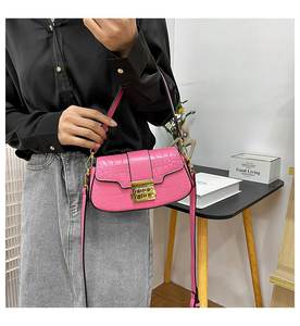 Bolso de mano de mujer Vintage de nicho texturizado de alta calidad, nuevo bolso cruzado de un solo hombro para mujer con estampado de cocodrilo - Product Image 3