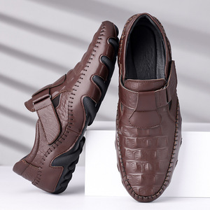 Mocassins en cuir pour hommes, cuir de vachette pleine fleur, motif crocodile, fermeture Velcro, semelle extérieure en caoutchouc antidérapante, talon bas, chaussures décontractées de bureau - Product Image 4