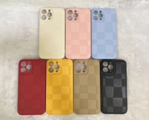 Prise pour étuis iPHONE, couverture arrière à bas <span class=keywords><strong>prix</strong></span> <span class=keywords><strong>d</strong></span>'usine en stock, miroir, chaîne, cuir, poupée, duveteux, 11 12 13 14 pro max - Product Image 4