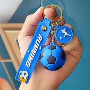 Mini porte-clés de football, figurine mignonne de dessin animé, design 3D pour couple, en silicone durable, ornement de sac, pendentif de voiture, accessoires pour enfants - Product Image 1
