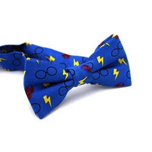 Alta calidad amarillo relámpago al por mayor de China personalizado impreso <span class=keywords><strong>pajarita</strong></span> <span class=keywords><strong>azul</strong></span> ajustable preatado niños niño niños <span class=keywords><strong>pajarita</strong></span> de seda - Product Image 3