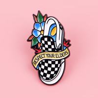 En gros : Épingles en métal à motifs de dessins animés, Épingles à chaussures mignonnes et tendance à motifs floraux, Broches souvenirs avec citations anglaises, Épingles créatives à lettres anglaises, Accessoires