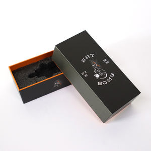 Caja de regalo de <span class=keywords><strong>2</strong></span> piezas con tapa extraíble de cartón rígido negro personalizado y embalaje a base con inserto de espuma - Product Image 1