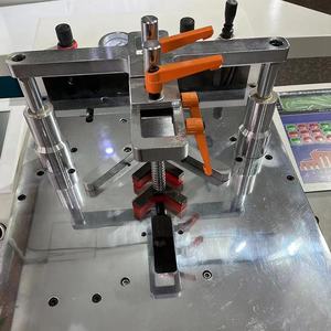 स्वचालित सीएनसी नेलिंग मशीन v नेल फोटो फ्रेम पिन बनाने मशीन फोटो फ्रेम संयुक्त मशीन - Product Image 3