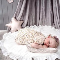 Alfombra de tela redonda de color sólido con encaje, producto de moda INS, tapete para gatear, alfombra para habitación de bebé, manta decorativa para habitación infantil