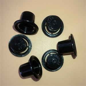 Tapa de Plástico Roscada de Grado Alimenticio PP Antirrobo y Antiderrames Personalizada con Seguro para Botellas de Plástico de Zhejiang - Product Image 1