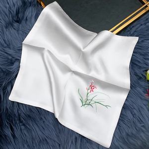 Mouchoir <span class=keywords><strong>blanc</strong></span> Nettoyage Mouchoir <span class=keywords><strong>blanc</strong></span> Mouchoir brodé Mouchoir <span class=keywords><strong>anglais</strong></span> Mouchoir en forme de carré - Product Image 4