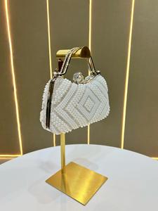 Wholesale Luxury Classic Pearl Clutch Bag Women Elegant <b>Vintage</b> Handmade Bead Evening Handbag Rhinestone Inlay Ladies' Chain 1L - Product Image 4