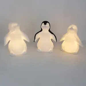 Home Party Favor Dekoration Niedliche Keramik Craft LED Leuchten Pinguin Figur Tischplatte Ornamente