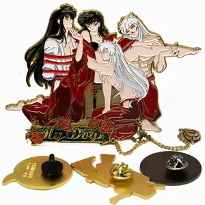 Pin emas pakaian desain kartun Anime Pin lencana kustom Pin Enamel keras dengan rantai
