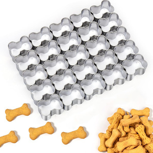 Lot de 25 emporte-pièces miniatures en acier inoxydable pour biscuits, emporte-pièces en forme d'os, tampons à pâtisserie faits main pour fondant - Product Image 3