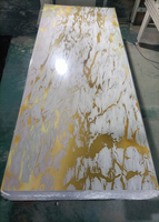 Panneau mural en PVC avec revêtement UV 1220*2440mm, panneau décoratif brillant, imperméable, en stock, livraison rapide pour les distributeurs, commande en gros