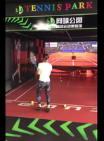 Nouveau terrain de jeu intérieur sportif et ludique, simulateur de réalité virtuelle, gymnase, équipement de tennis simulé, jeu de réalité virtuelle