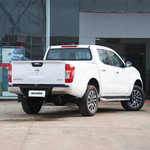 <span class=keywords><strong>Prix</strong></span> bas Pickup <span class=keywords><strong>Nissan</strong></span> <span class=keywords><strong>NAVARA</strong></span> Essence Essence Camion fort Pickup 6MT 7AT Carburant bon marché Véhicules de voiture d'<span class=keywords><strong>occasion</strong></span> de Chine - Product Image 5