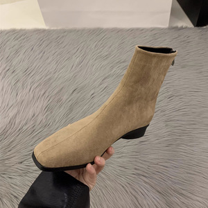 Botines Cortos de Piel de Vaca para Mujer, Estilo Coreano, Punta Cuadrada, Gamuza, Estilo Francés, Delgados, de Piel de Oveja, Sensación de Alta Gama, Novedad 2025 - Product Image 3