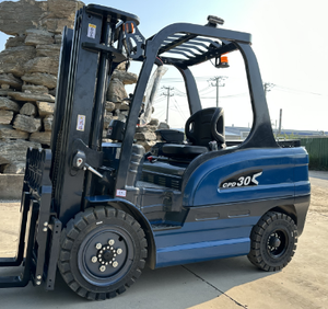 Venta caliente 1,5/2/2.5/3/5Ton Carretilla elevadora eléctrica <span class=keywords><strong>Motor</strong></span> de CA de 4 ruedas con neumáticos sólidos y cabina Certificación CE en promoción - Product Image 2