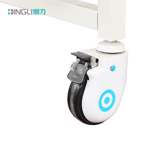 Lit médical manuel à 2 manivelles avec table à manger en bois, matelas pliable, barrières latérales en aluminium, mobilier pour soins à <span class=keywords><strong>domicile</strong></span> et hôpitaux - Product Image 6