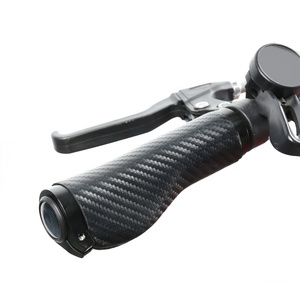 Poignées de vélo de montagne en <span class=keywords><strong>carbone</strong></span>, couvre-poignée de cyclisme, poignées de guidon de vélo <span class=keywords><strong>vtt</strong></span> - Product Image 2