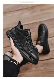 Zapatillas de Lujo para Hombre con Suela de Goma Transpirable y Tejido de Alta Calidad, Estilo Deportivo para Correr y Caminar - Product Image 2