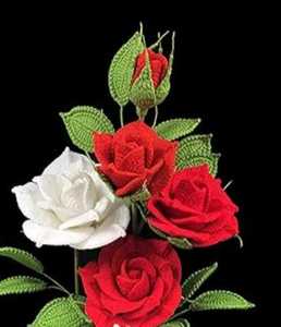 Ramo de Flores de Ganchillo Hecho a Mano, Rosas de Hilo Suave y Coloridas, Perfecto para Decoración del Hogar y la Oficina, Manualidades de Tela para Regalo - Product Image 1