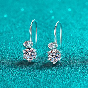 Bijoux en gros S925 boucles d'oreilles en argent Sterling Simple mode luxe rond brillant coupe Moissanite boucles d'oreilles pour les femmes - Product Image 3