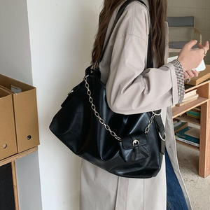 Women's Tote <b>Bag</b> <b>Large</b> Capacity Black Solid Color Chain Decor Magnetic Buckle Everyday Casual <b>Shoulder</b> <b>Bag</b> - Product Image 2