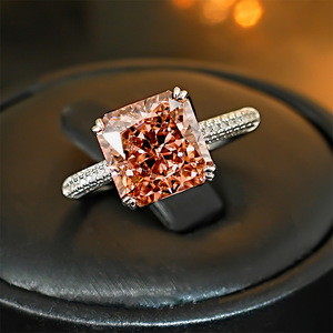 Anillo Abierto de Plata con Diamante de Corte Radiante de 4 Quilates, Comparable con el Corte Flor de Hielo, Color Chapeapara Chamongkong, Estilo Princesa - Product Image 6